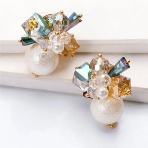 Pearl earring stud A26